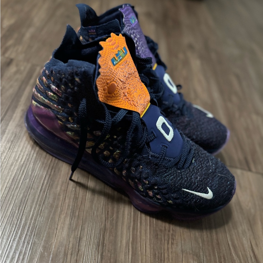 Nike LeBron XVII (17) - Monstars / Space Jam